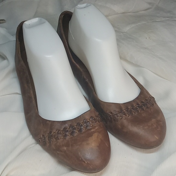 Born brown leather flats size 10 - Picture 1 of 6